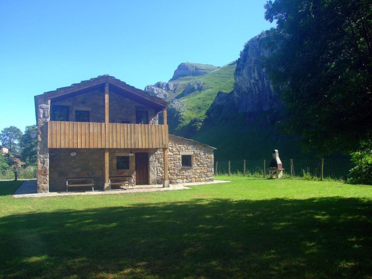 Las Hayucas San Roque de Ríomiera Esterno foto