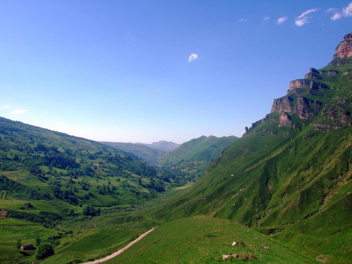 Las Hayucas San Roque de Ríomiera Esterno foto