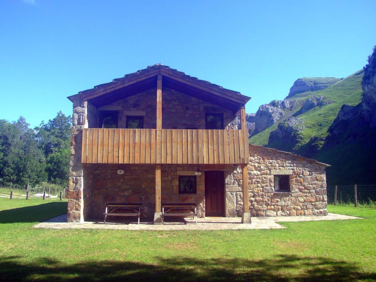 Las Hayucas San Roque de Ríomiera Esterno foto